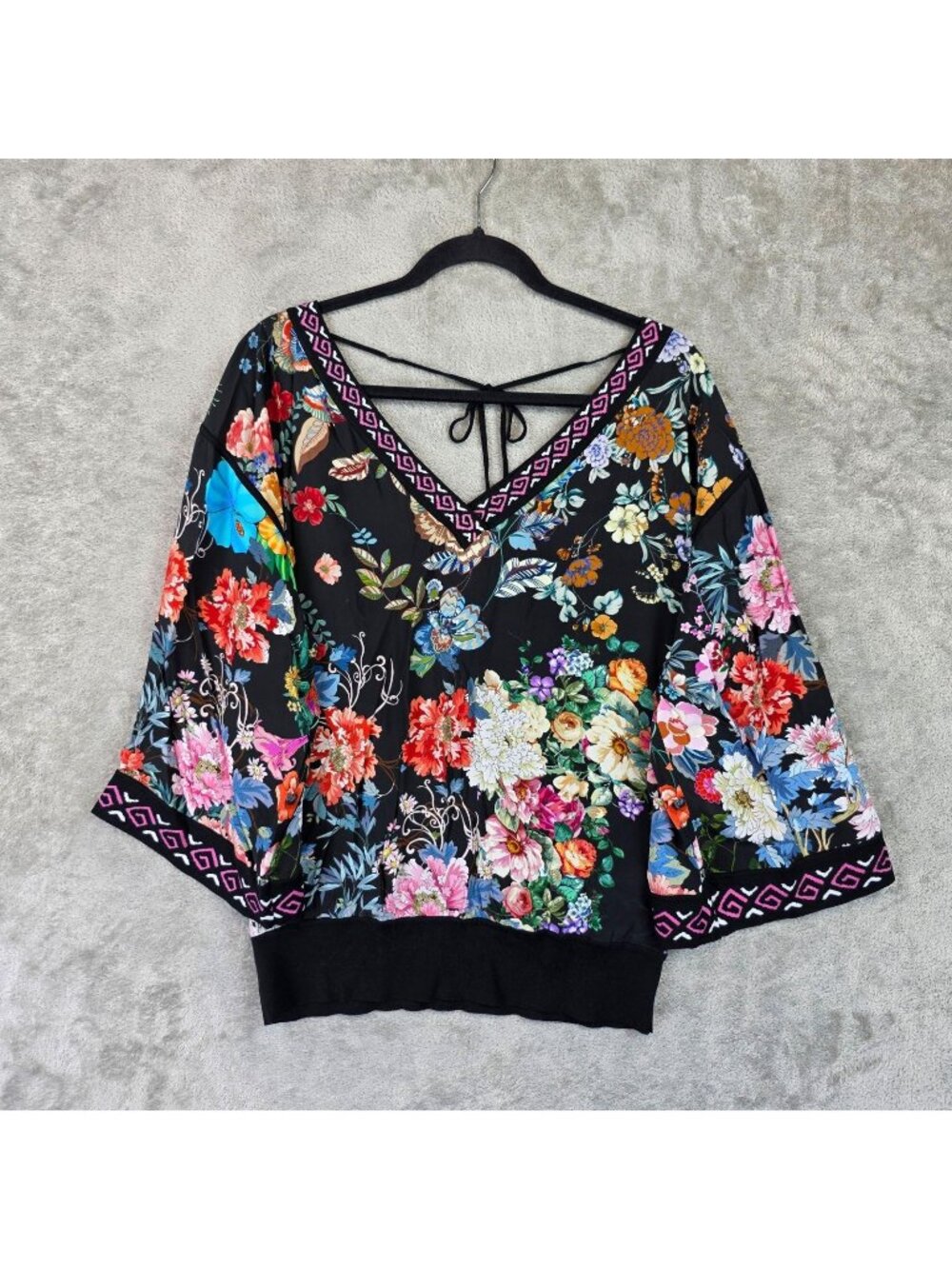 Johnny Was Top Womens L Black Multicolor Floral Kimono Sleeve Boho Blouse Spring